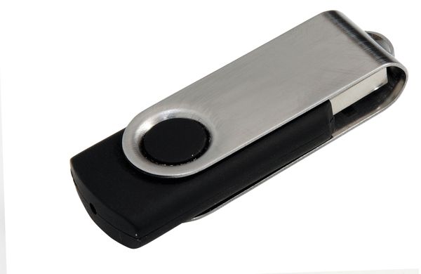 Universal Source® 64 GB Folding USB 2.0 Flash Drive